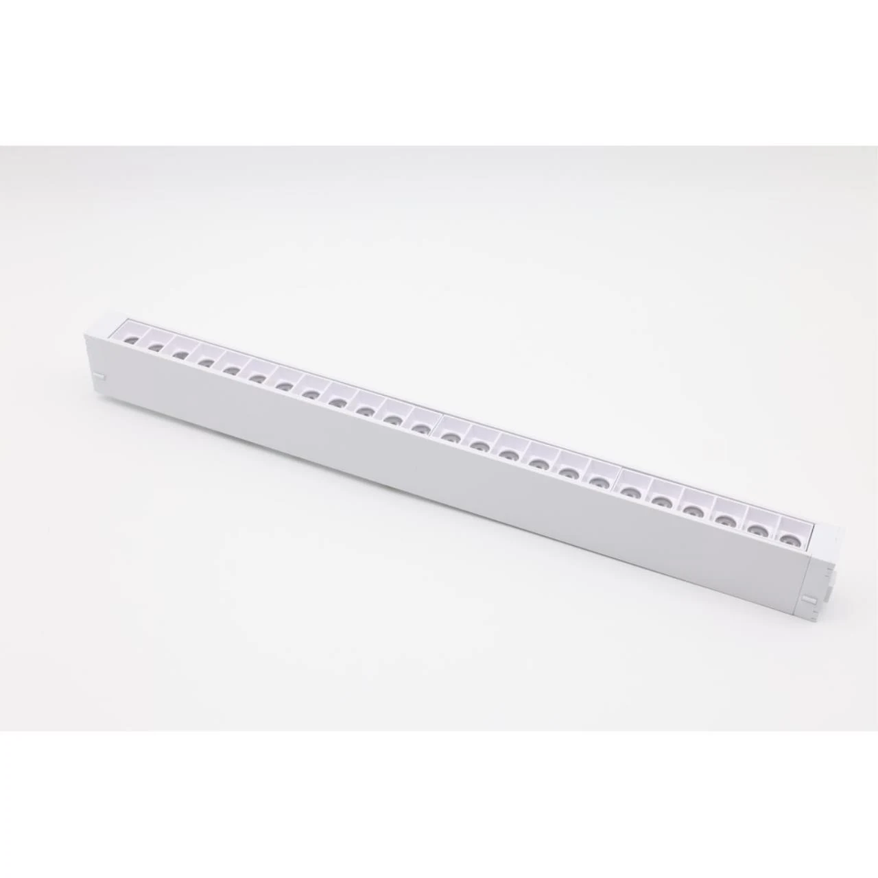 Светильник на шине APLOYT Magnetic track 220 APL.0200.10.18