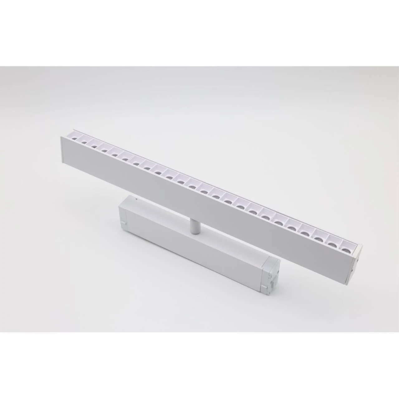 Светильник на шине APLOYT Magnetic track 220 APL.0202.10.18