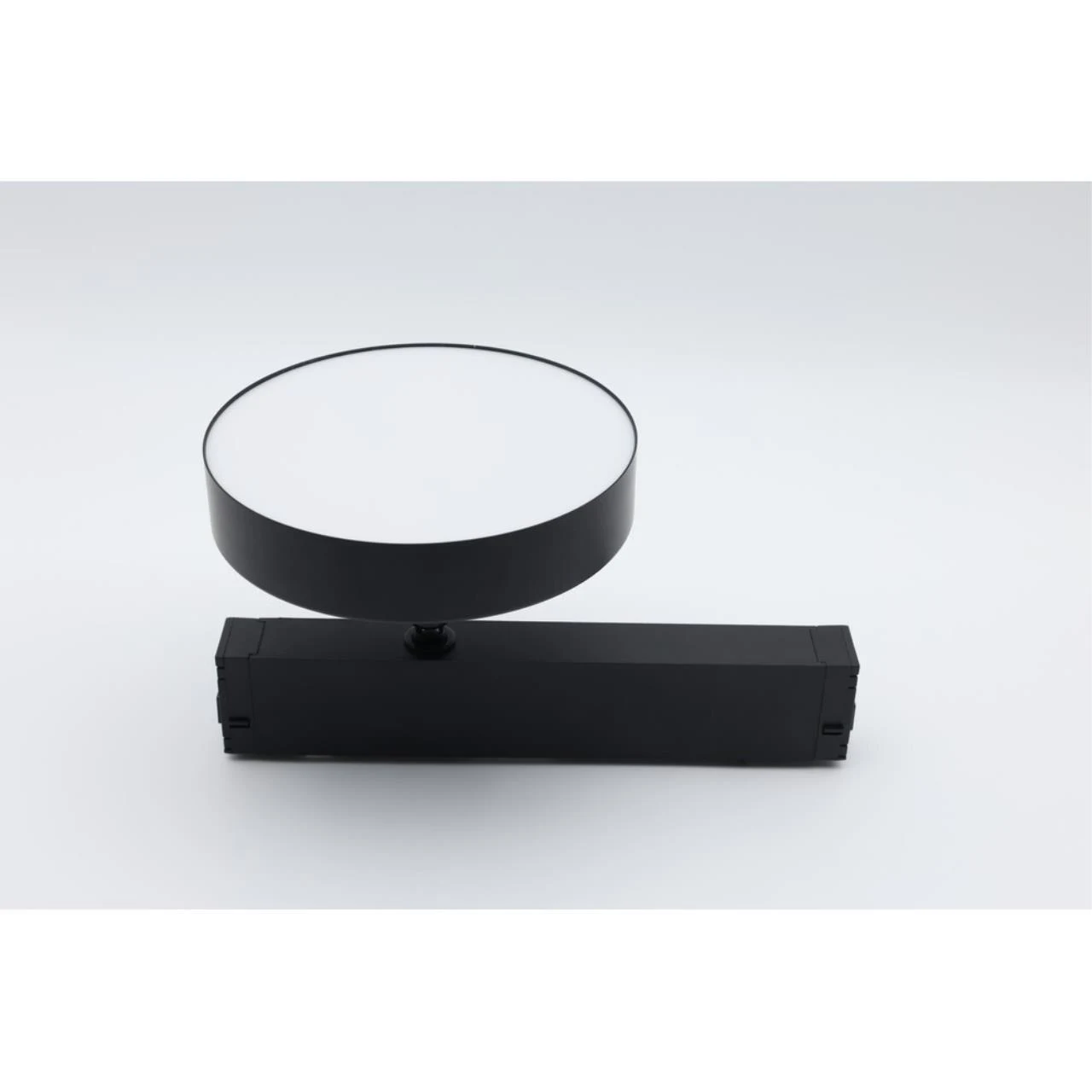 Светильник на шине APLOYT Magnetic track 220 APL.0213.00.24